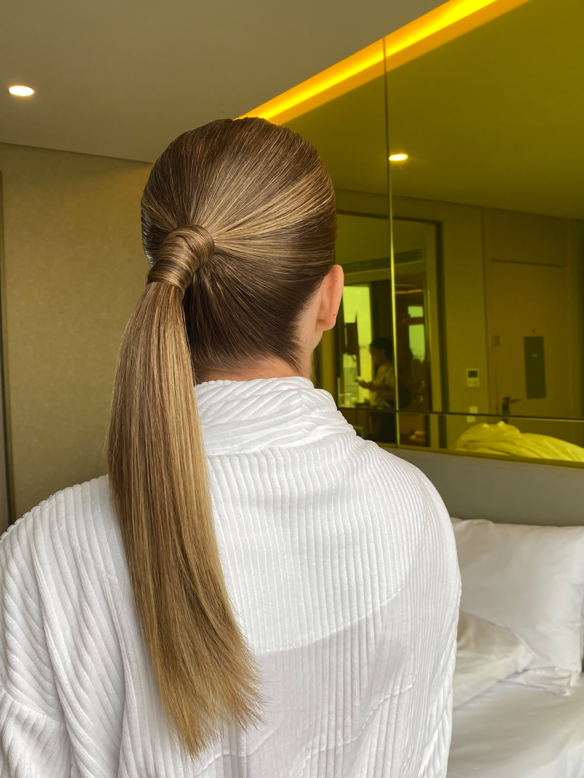 Penteado ondas clássicas para evento social a domicílio em SP